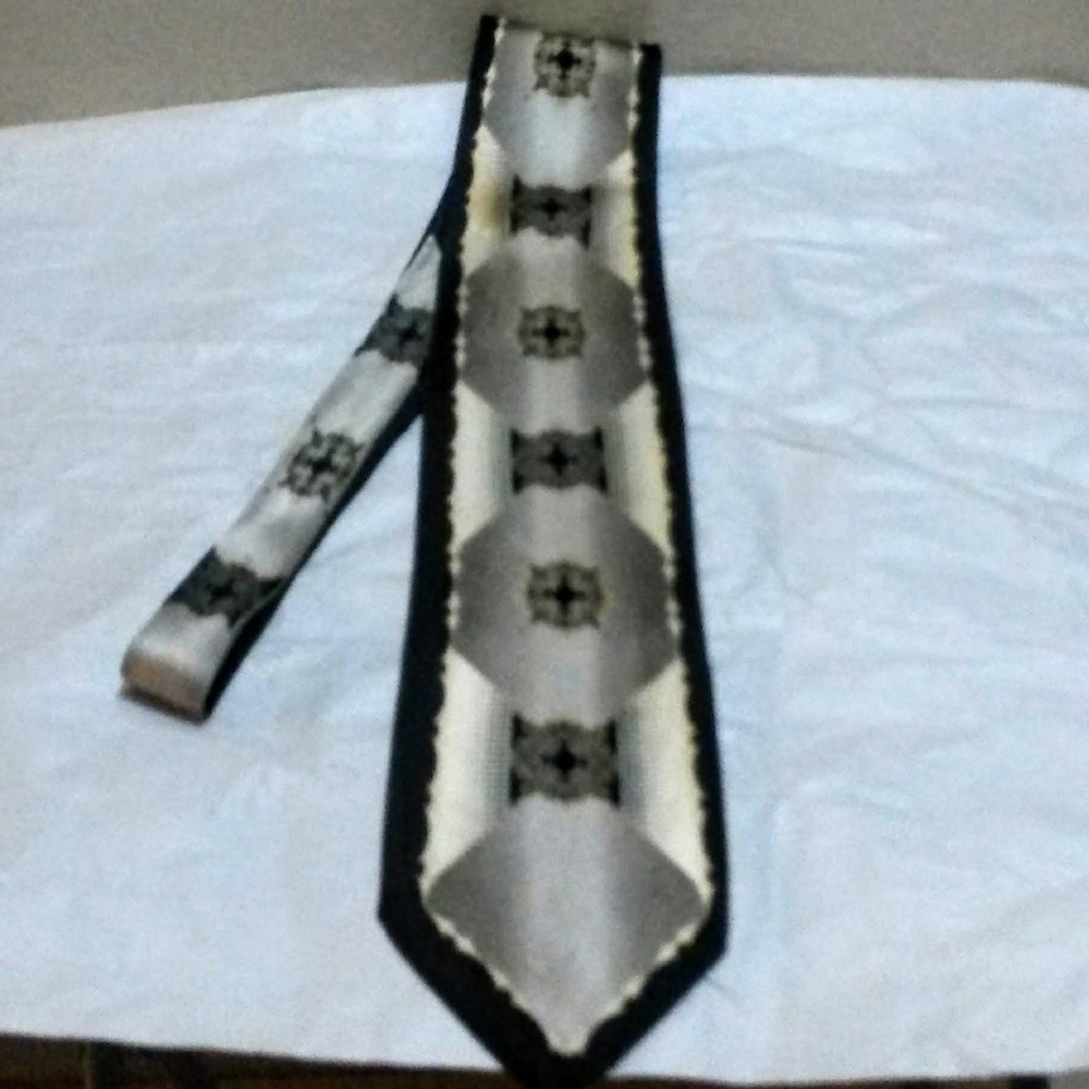 DiMaggio Silk Tie